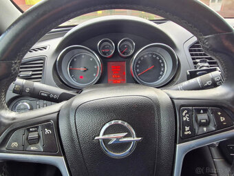 OPEL INSIGNIA SPORTS TOURER SW 96kW - 6