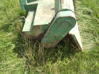 Predám rotavátor za menší traktor. - 6