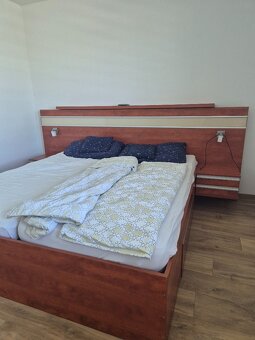 manzelska postel s 2x uloznym priestorom a suflikmi - 6