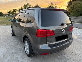 Volkswagen Touran 2.0 TDI 103 kW DSG - 6