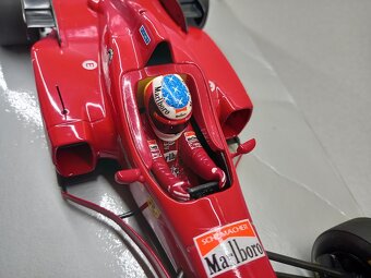 F1 FERRARI F310 1996 MICHAEL SCHUMACHER MINICHAMPS 1:18 - 6