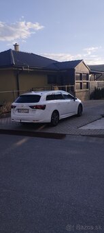 Toyota Avensis 2.0 D4D - 6