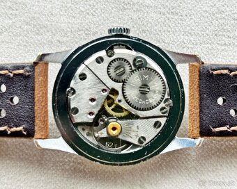 Československé Mechanické Retro Vintage hodinky PRIM Datumat - 6