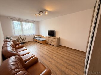 Exkluzívne APEX reality 3i. s balkónom Hollého ul., 81 m2 - 6