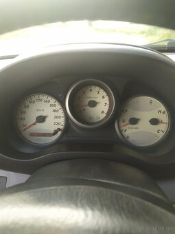 RAV4 - 6