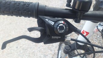 Predám Horský Bycikel Terrana DHS - 6