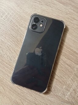 Apple iPhone 12 / 64GB Black Pekný stav - 6