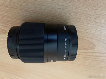 Canon EOS M50 + Sigma 30mm f/1.4 + Canon 15-45mm IS STM - 6