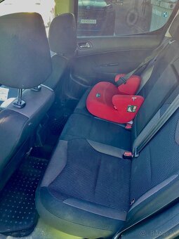 Na predaj: Peugeot 308 1.6 HDi (2013) - 6
