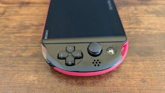 PS Vita 2000 slim čierno-ružová - 6