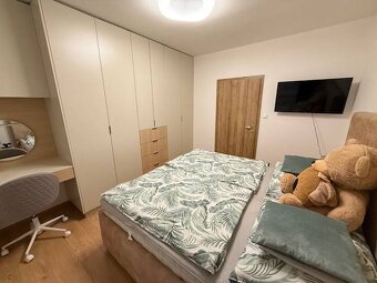 Topoľčany, 3-izbový veľkometrážny, moderný a kompletne prero - 6