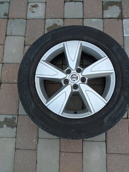 235/60 R17 5x108 Letné Volvo XC40 - 6