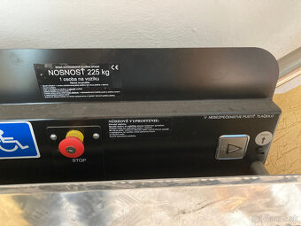 Šikmá schodisková plošina SPZ 225 - 6