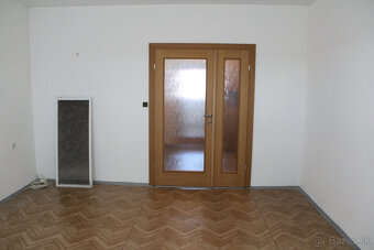 SPEKTRUM REALITY- Na Predaj 3-izbový byt, 72 m2 s loggiou, P - 6