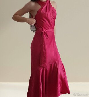 Elegantné lesklé šaty M - 6