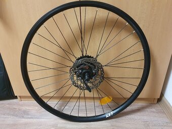 Nové zadné koleso z bicykla "ROMET Mustang M7.1" - 27,5" - 6