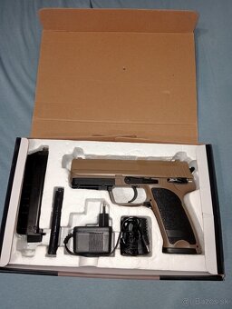 Airsoft pištoľ CM. 125 - 6