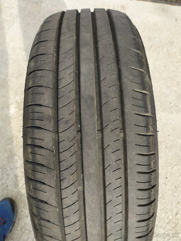 Predám letné pneu Dunlop Ensave 215/60 R17 96H - 6