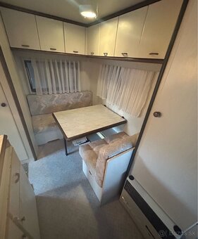 karavan HOBBY - 6