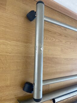 Vešiak nemý sluha - 6