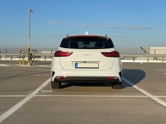 Predám Kia ceed SW 1.5tgdi - 6