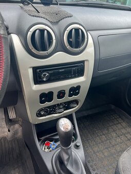 Dacia Logan MCV 1.6 105k Arctica - 6