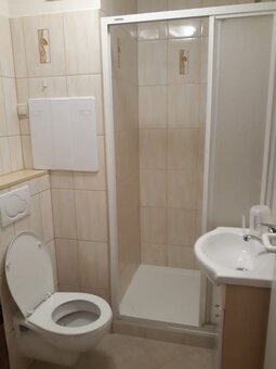 Trnava - Prenájom garsónky A. Kubinu - 6