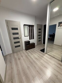 Moderný, Zariadený 2-izbový Byt 68 m² po Kompletnej Rekonštr - 6