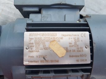 Elektomotor 0.37 kW s prevodovkou - 6