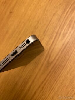 iphone SE 32GB Apple iPhone SE 32 GB - Space Grey MP822CS/A - 6
