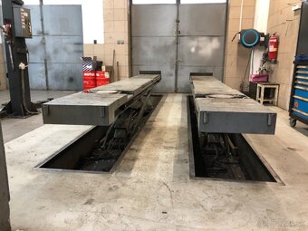 Predám elektrohydraulický nožnicový zdvihak s prizdvihom. - 6