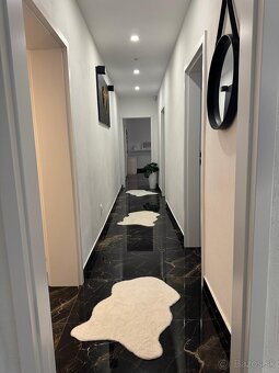 Exkluzívny moderný 4i byt Stromova - 6