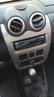 Predám Dacia Sandero 1,4 55KW - 6