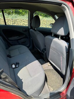 Predám Nissaan Almera 1.5 16V (66 kW) - 6