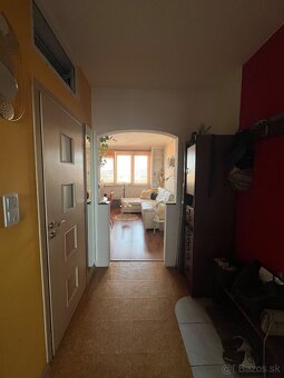 V Štúrove na predaj z 3 izb. -4 izb. byt - 6