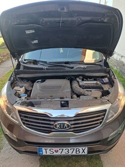Kia Sportage 2,0 diesel 4x4 - 6