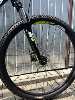 Horský pánsky bicykel Kross Hexagon 5.0 29” čierno-žltý - 6