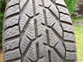Zimné 205/55r16 DOT 4622 - 6