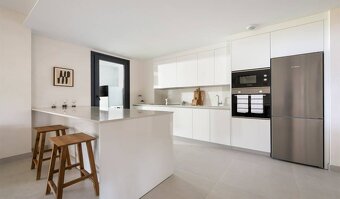 ŠPANIELSKO - Nový apartmánový komplex -Alton de Los Monteros - 6