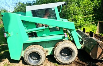 Smykovy nakladac Gehl SL 6620 Sk SPZ - 6