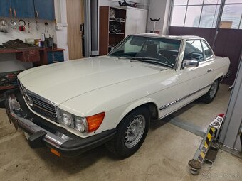 Mercedes-Benz 380 SL R107 - 6