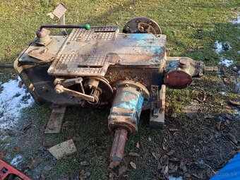 Zetor 25 Sadař - prevodovka+medzikus - 6