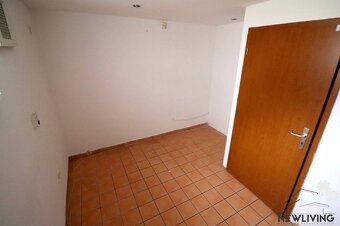 PRENÁJOM: rozľahlý obchodný priestor v centre, Piešťany - 6