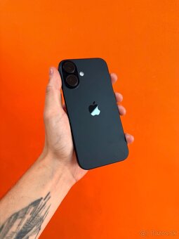 Apple iPhone 16 128gb - Ako nový - ČIERNY - 6