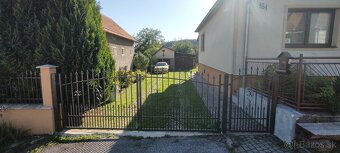 Rodinný dom zrekonštruovaný v obci Skýcov - 6