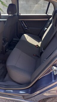 Opel Vecktra - 6