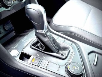 VW Tiguan R-Line 176 kW - top výbava, 20” ele - 6