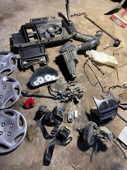 Peugeot 206 náhradné diely - 6