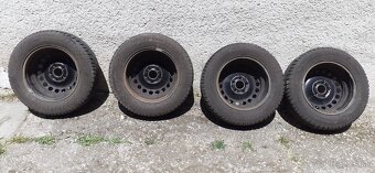 Predám zimaky 195/65 R15 - 6