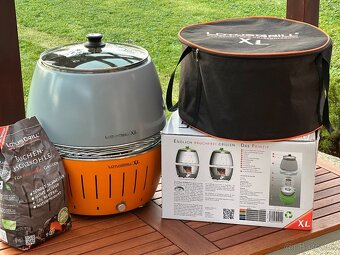 Predám bezdymový gril na drevné uhlie LotusGrill XL - 6